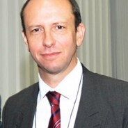 Dr. Oswaldo Lucon